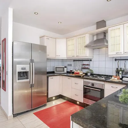 Villa Colina Sol * Fuengirola